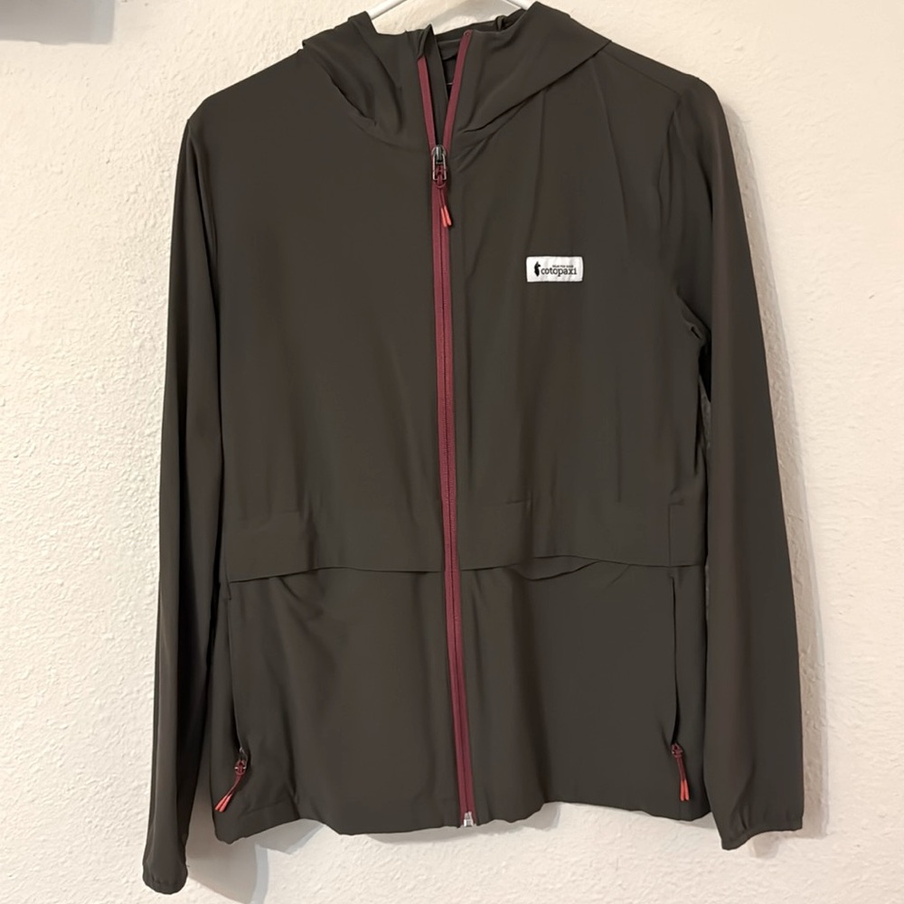 Cotopaxi Viento Travel Jacket